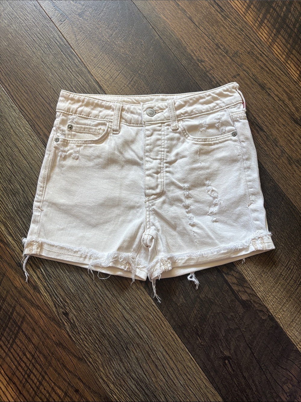 Pilcro Cream Stretch Denim Shorts High Waisted Button Fly Distressed Size 25
